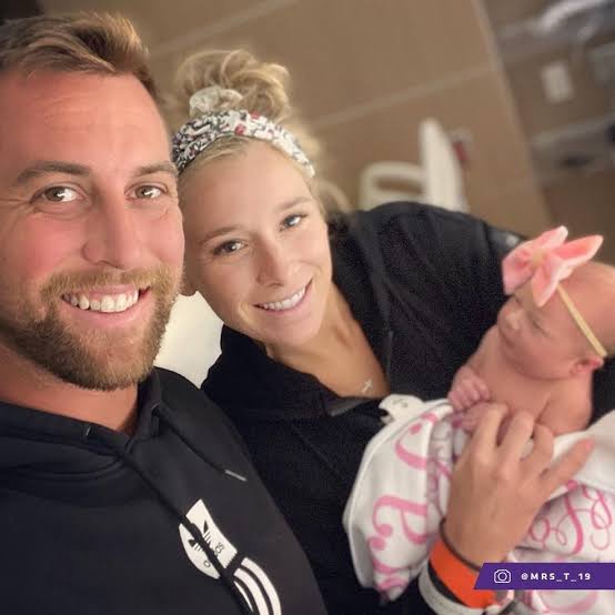 Good news: congratulations to Adam Thielen and wife as she gives birth ...